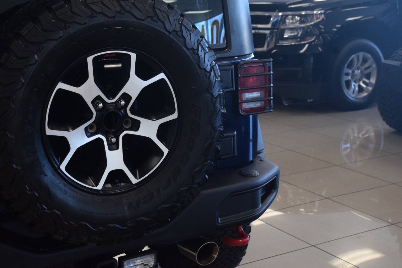 Used 2013 Jeep Wrangler Rubicon w/ PWR Convenience Group AWD/4WD image 24