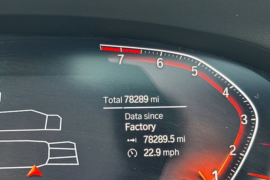 Used 2020 BMW 740i w/ Premium Package image 30