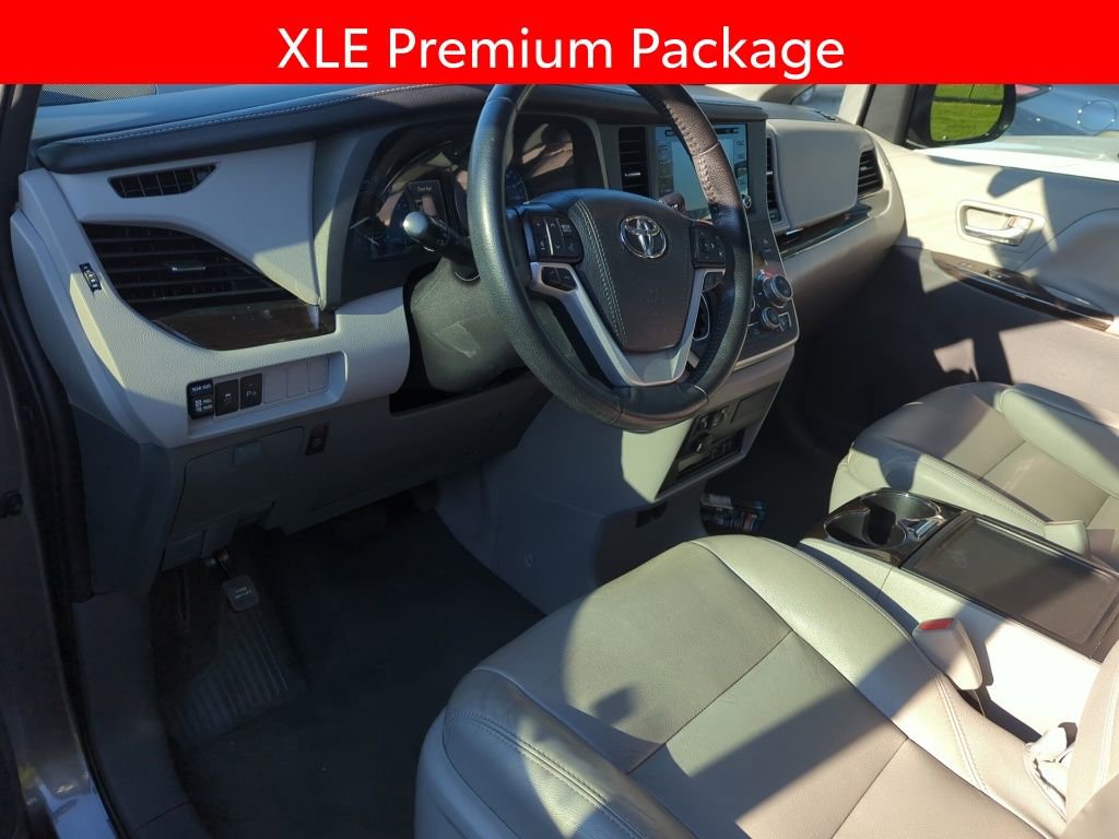 Used 2020 Toyota Sienna XLE Premium image 7