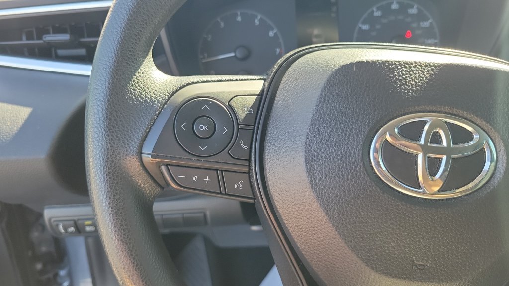 Used 2024 Toyota Corolla LE FWD image 18