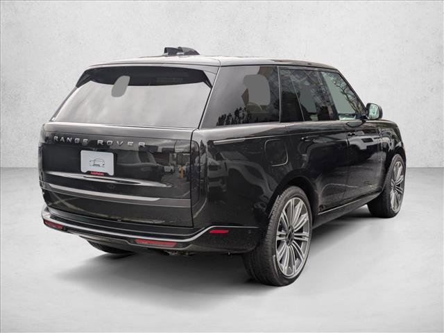 New 2026 Land Rover Range Rover SE image 2