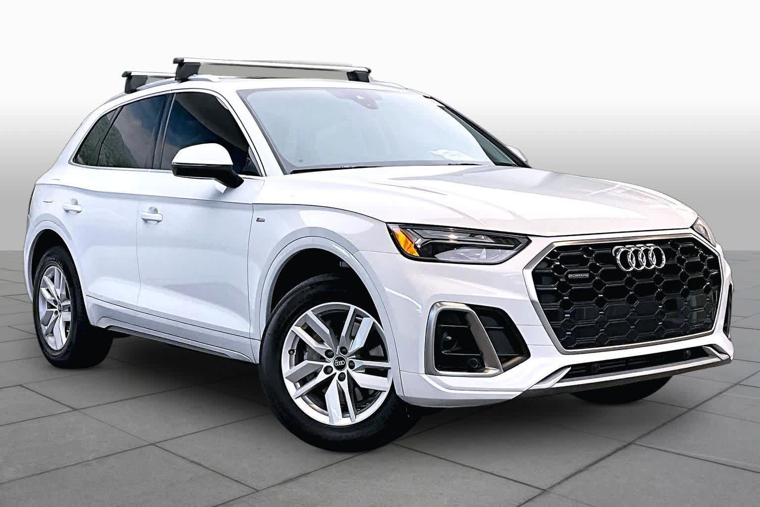 Certified 2023 Audi Q5 2.0T Premium w/ Convenience Package AWD/4WD image 3