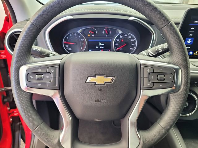 Used 2025 Chevrolet Blazer LT AWD/4WD image 28
