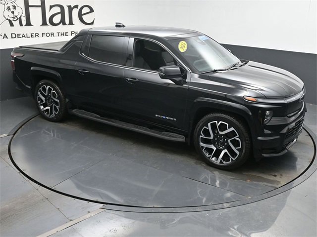 Certified 2024 Chevrolet Silverado EV RST image 47