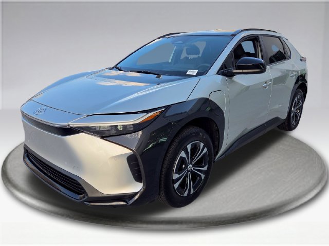 Used 2025 Toyota bZ4X AWD image 19