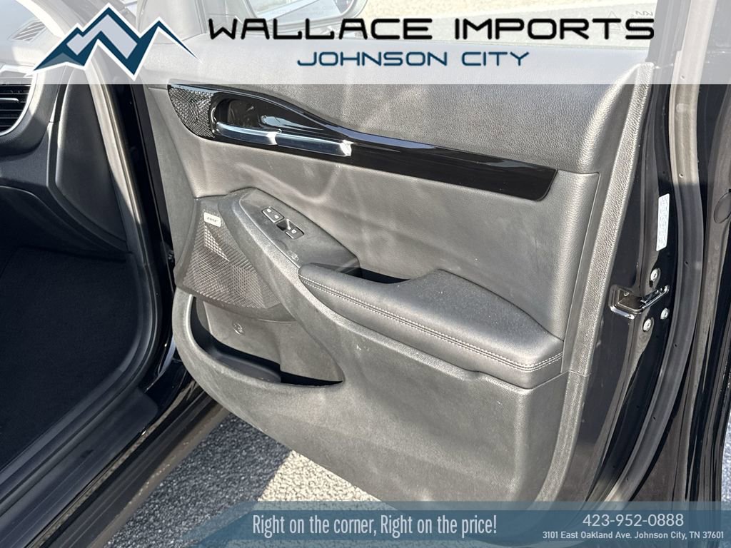 Used 2023 Kia Seltos SX image 35