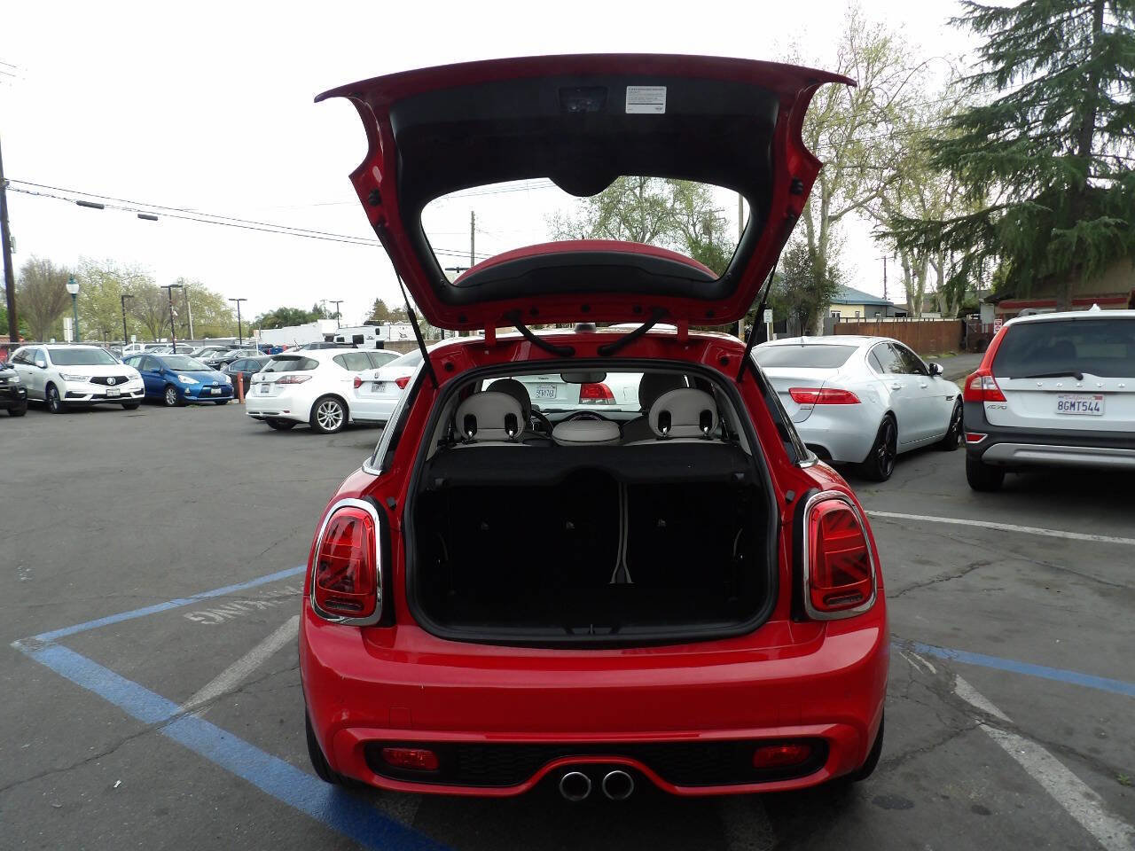 Used 2019 MINI Cooper S image 12