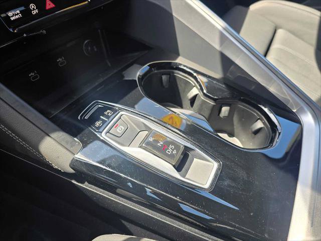 Used 2025 Audi Q5 Prestige AWD/4WD image 32