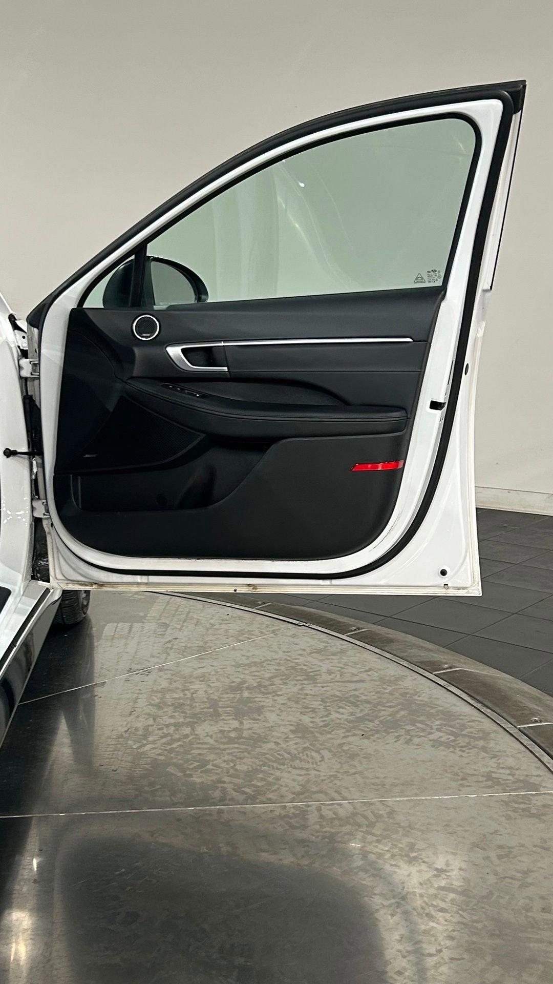 Used 2020 Hyundai Sonata Limited FWD image 48