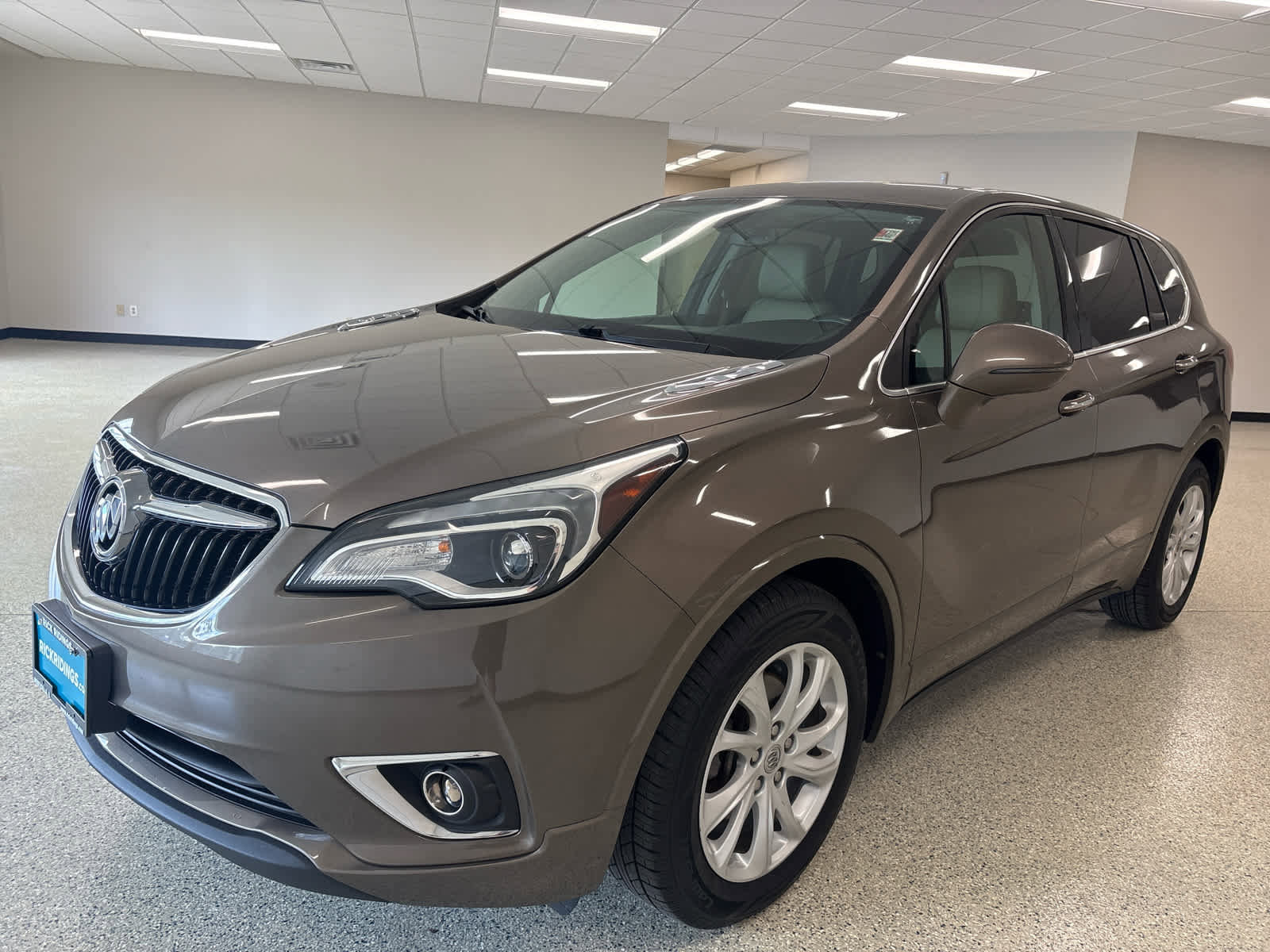 Used 2019 Buick Envision Preferred FWD image 1