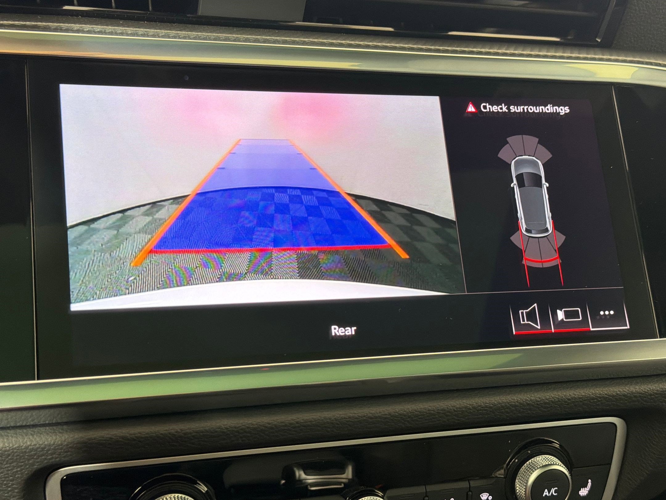 Certified 2025 Audi Q3 2.0T Premium w/ Convenience Package image 27