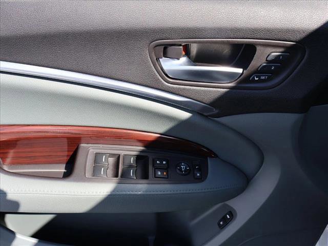 Used 2015 Acura MDX SH-AWD w/ Technology Package image 11