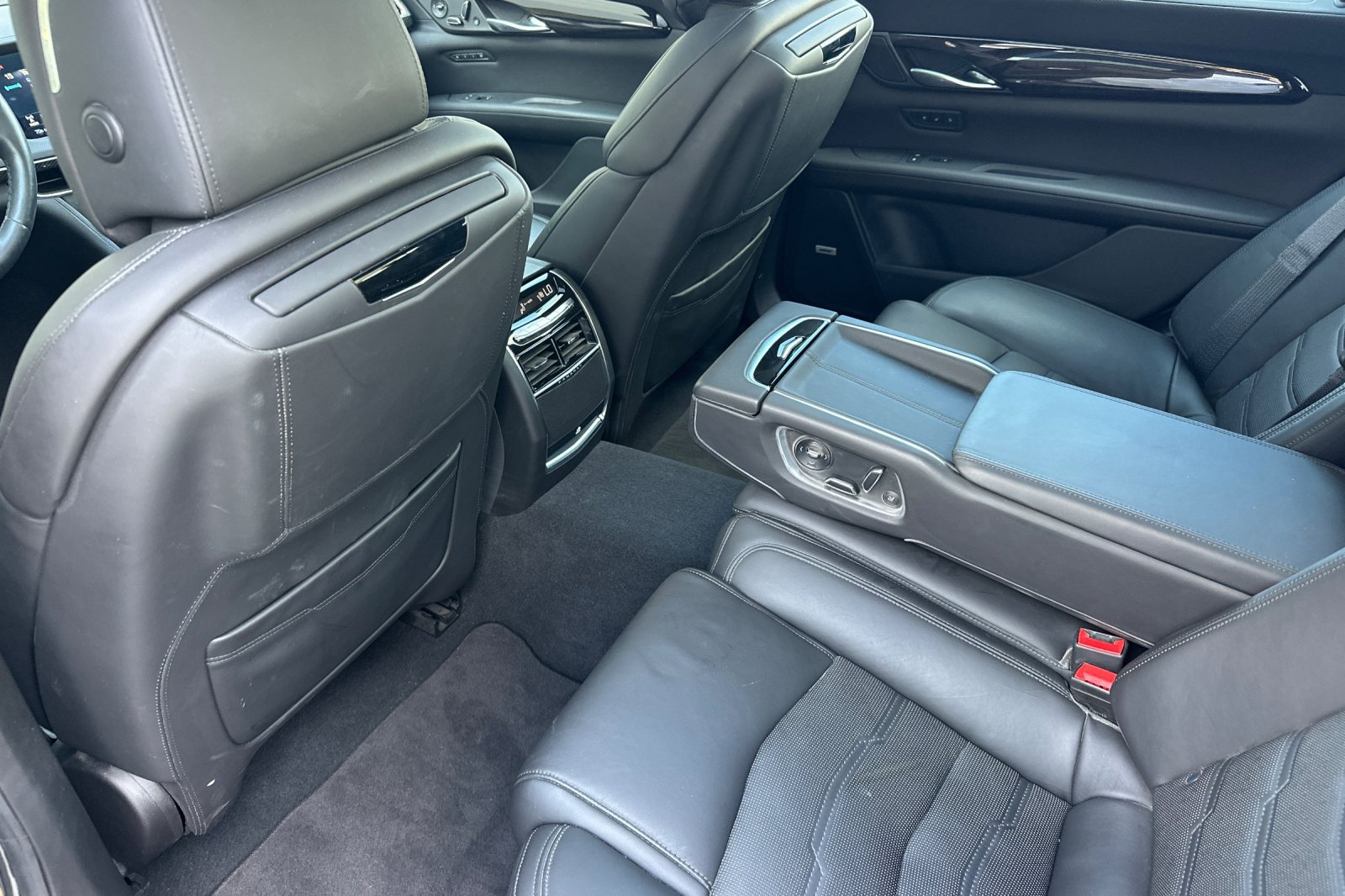 Used 2018 Cadillac CT6 3.0 Twin Turbo Platinum Sedan AWD/4WD image 13