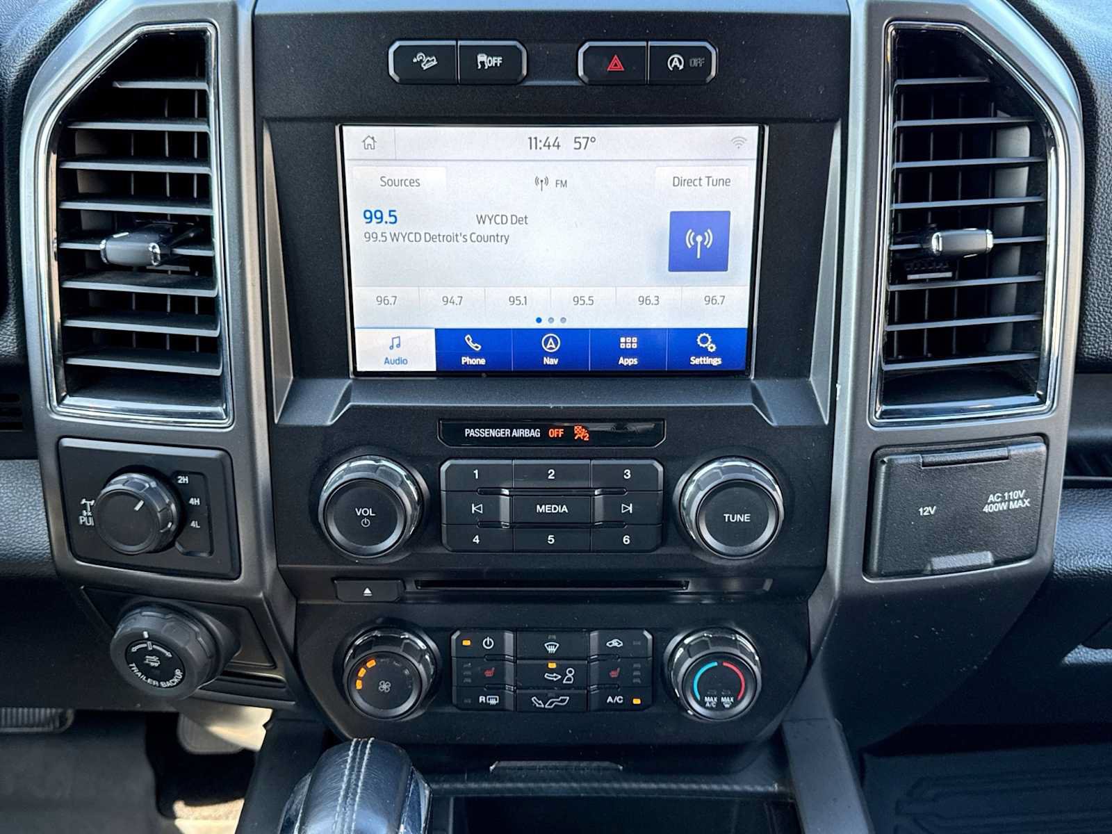 Used 2018 Ford F150 XLT w/ Equipment Group 302A Luxury AWD/4WD image 26