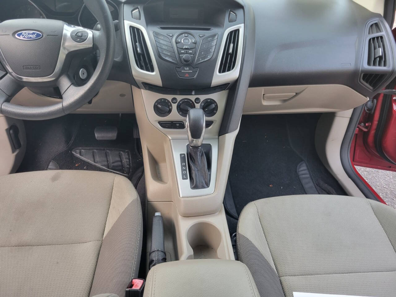 Used 2012 Ford Focus SE FWD image 13