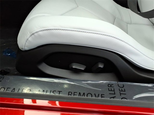 New 2026 Chevrolet Corvette Stingray Convertible w/ Z51 Performance Package image 7