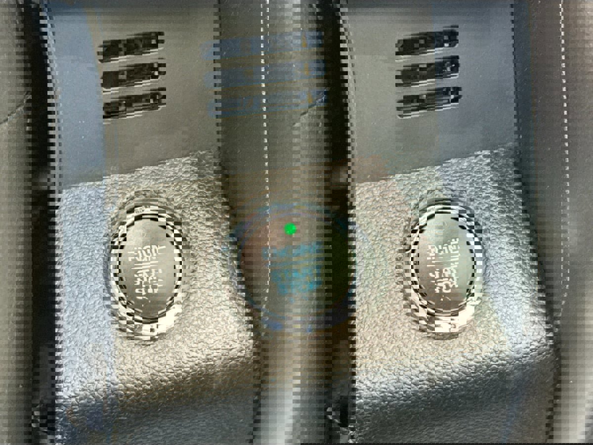 Used 2021 Ford Expedition Max Limited image 17