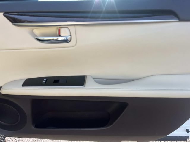 Used 2018 Lexus ES 350 w/ Navigation System Package FWD image 25