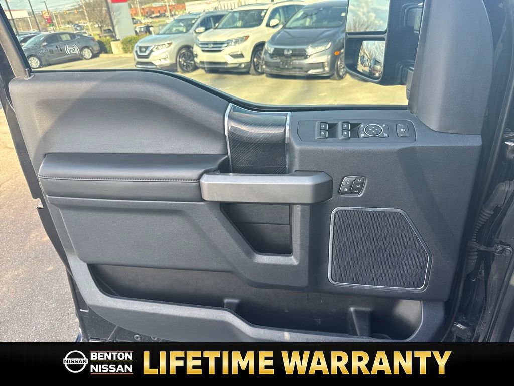 Used 2022 Ford F250 Platinum image 11