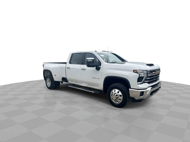 Certified 2025 Chevrolet Silverado 3500 LTZ w/ LTZ Convenience Package AWD/4WD image 3