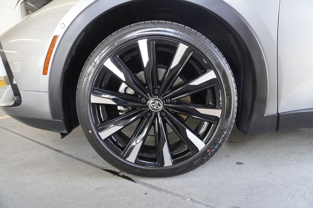 Certified 2023 Toyota Crown Platinum w/ Carpet Mat Package (TMS) image 22