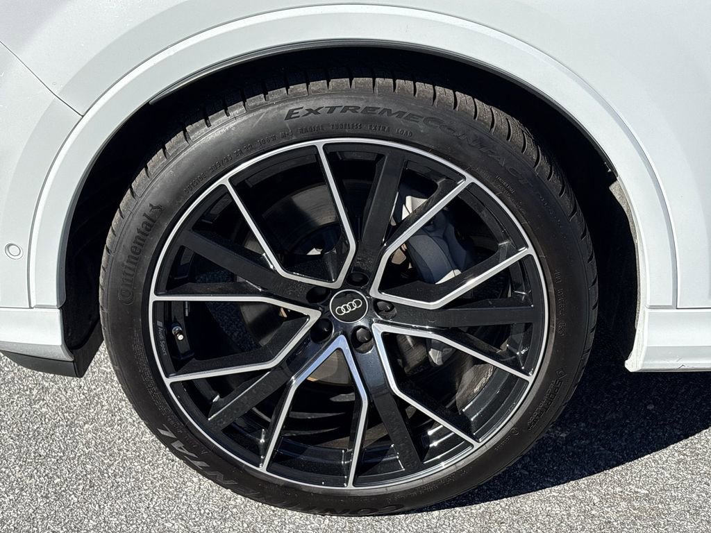 Used 2023 Audi Q7 3.0T Prestige image 34