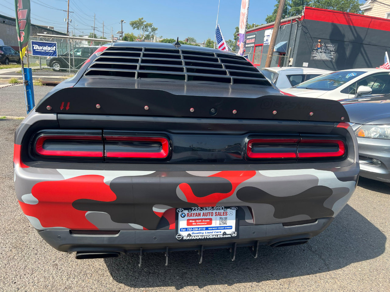 Used 2017 Dodge Challenger SRT Hellcat image 8