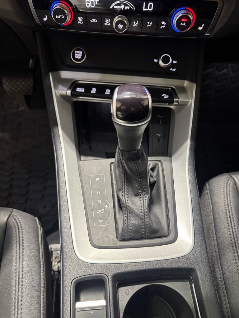 Used 2024 Audi Q3 2.0T Premium AWD/4WD image 23