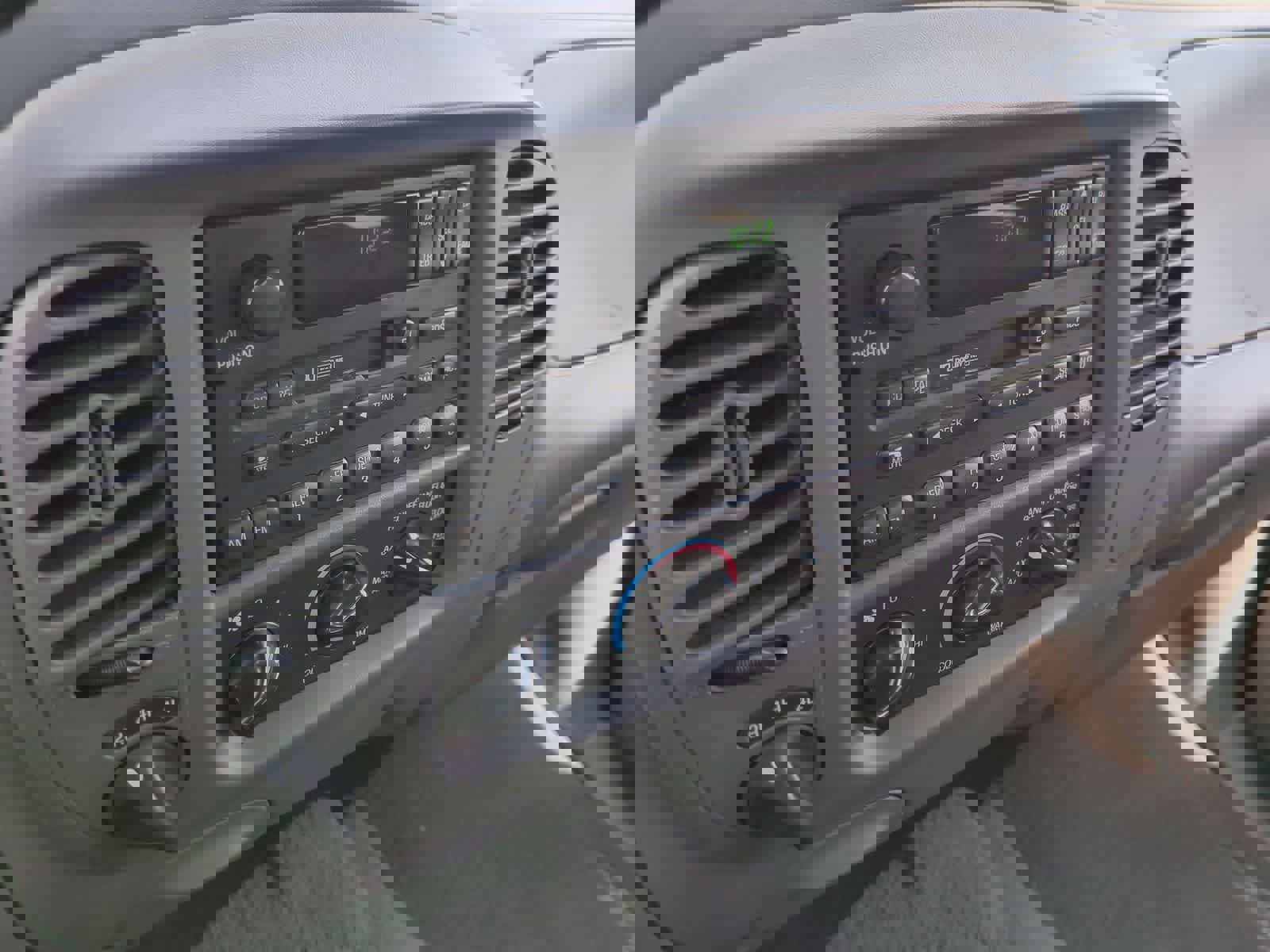 Used 2001 Ford F150 Lariat AWD/4WD image 27