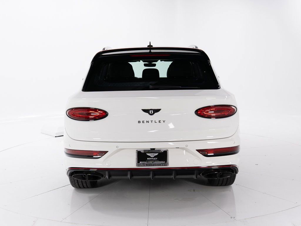 Certified 2025 Bentley Bentayga image 4