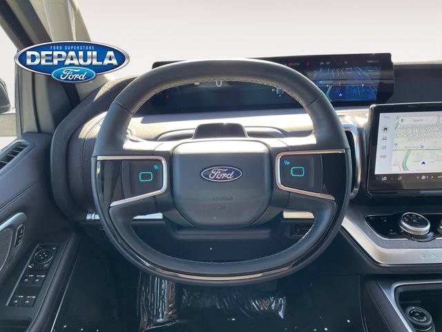 Certified 2025 Ford Expedition Platinum w/ Platinum Ultimate Package image 15