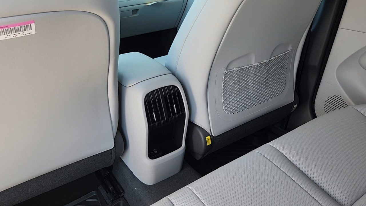 New 2026 Hyundai Kona SEL Premium image 17