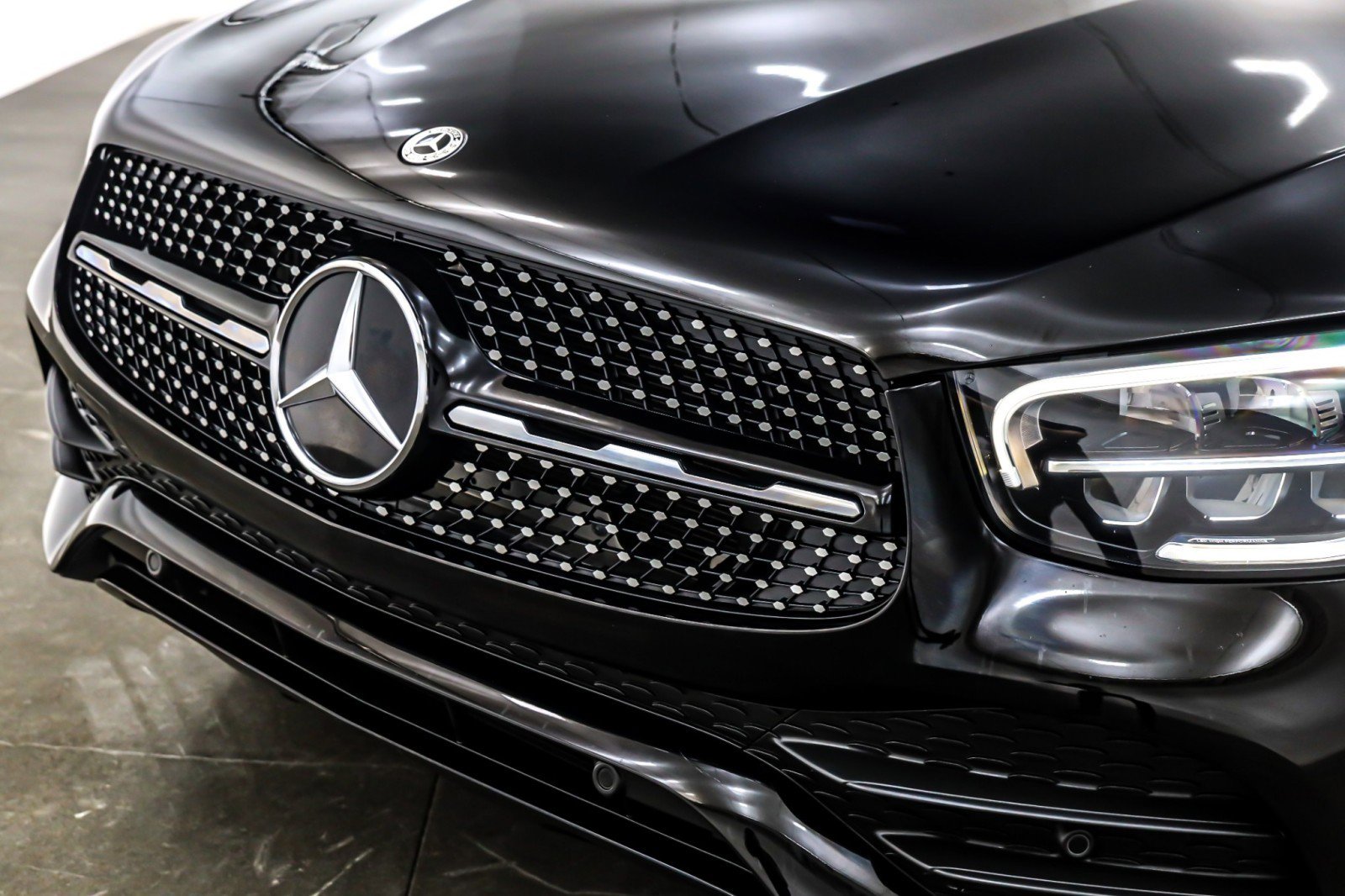 Used 2022 Mercedes-Benz GLC 300 image 13