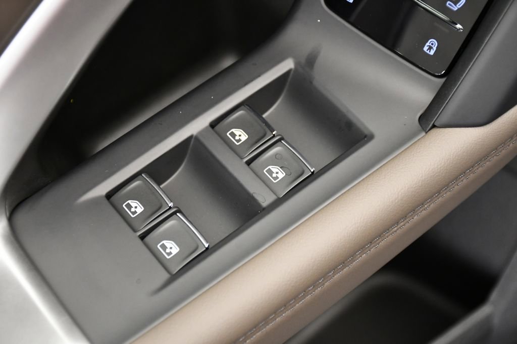 Used 2025 Audi Q5 Premium w/ Convenience Package image 33