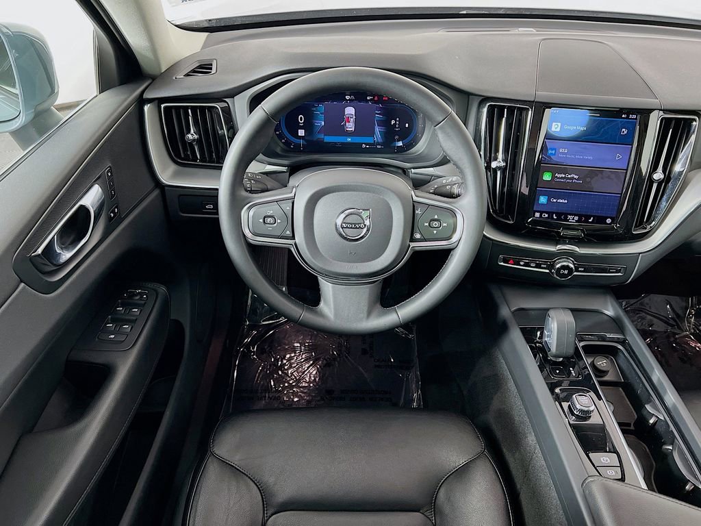Used 2023 Volvo XC60 B5 Core AWD/4WD image 23