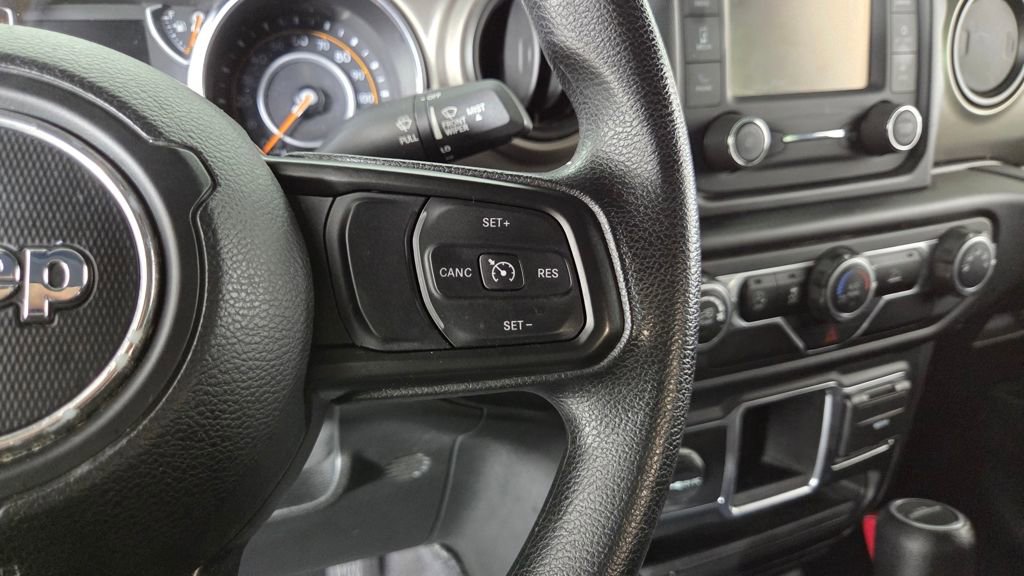 Used 2021 Jeep Gladiator Sport w/ Trailer Tow Package image 17