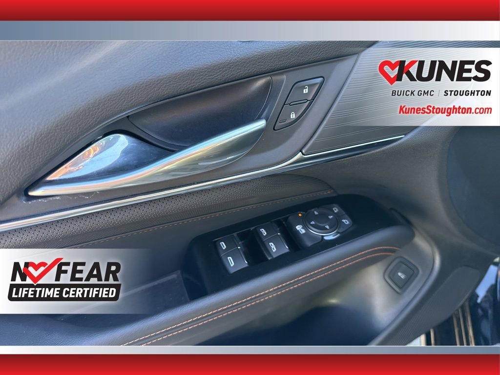 Used 2025 Cadillac CT4 Sport image 21