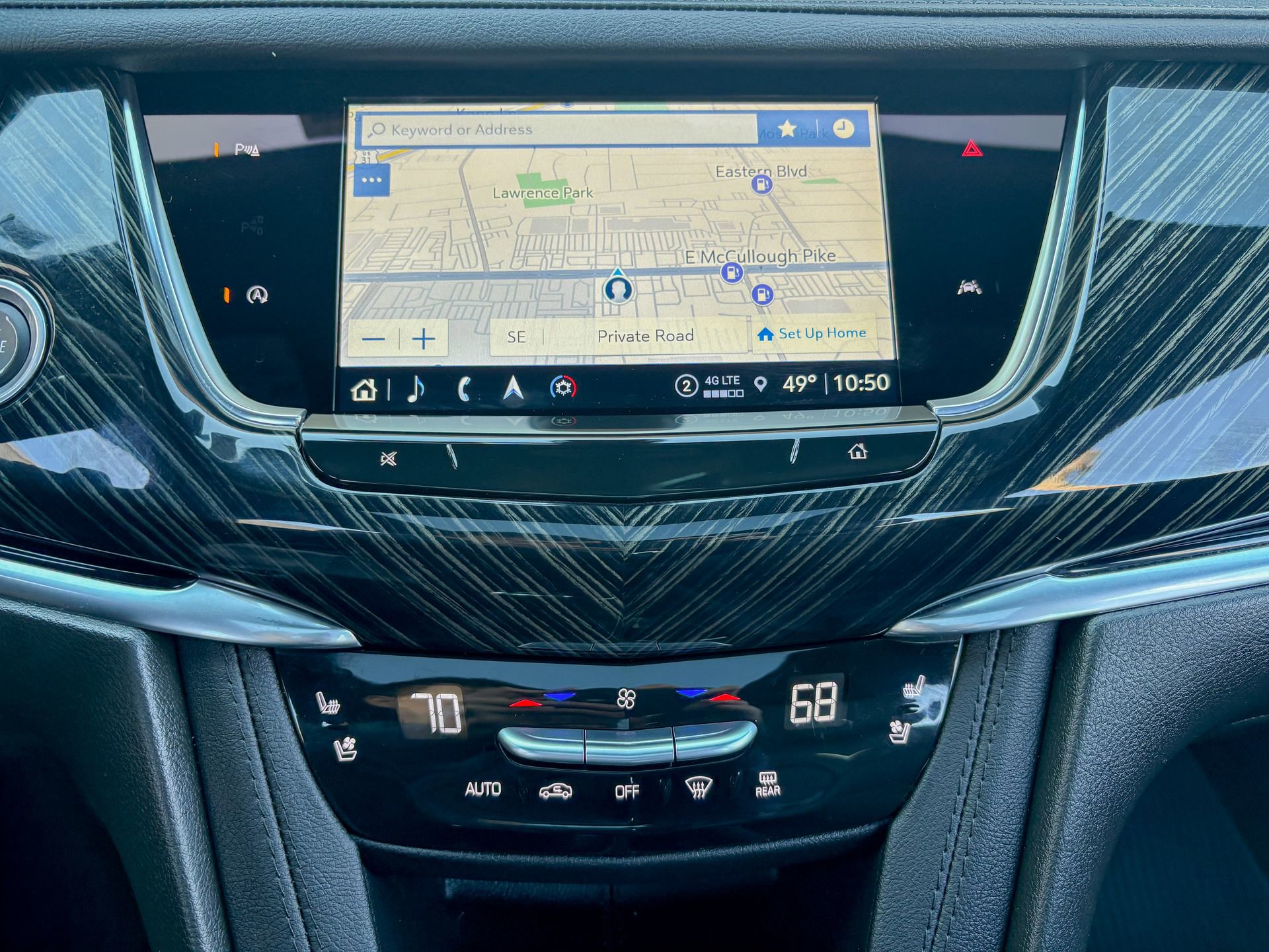 Used 2024 Cadillac XT6 Premium Luxury AWD/4WD image 33