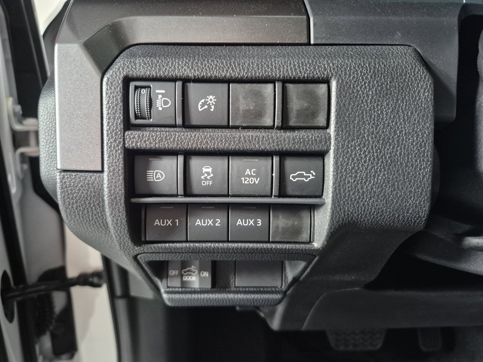 New 2026 Toyota Tacoma SR5 image 17