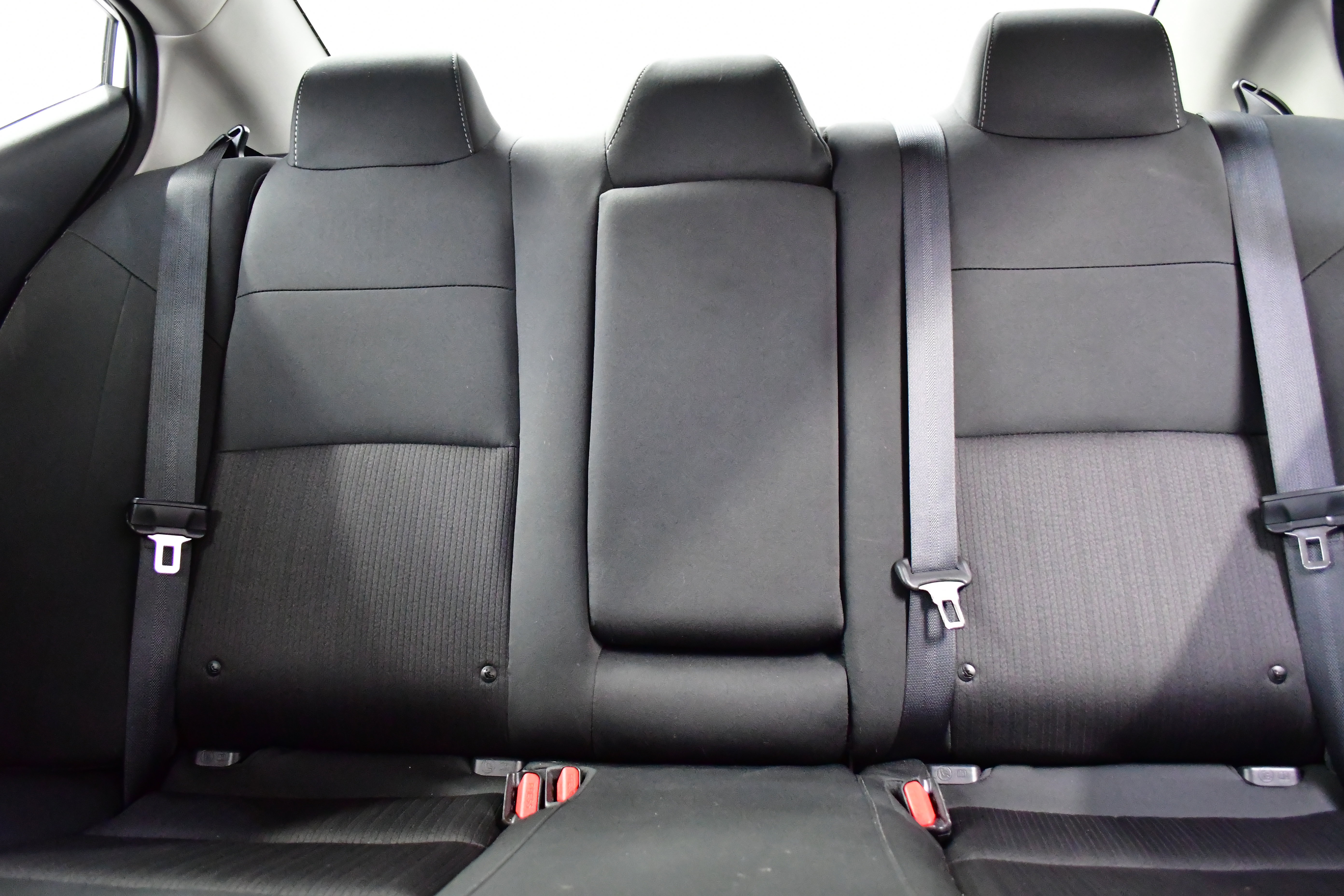 Used 2025 Nissan Altima 2.5 SV FWD image 11