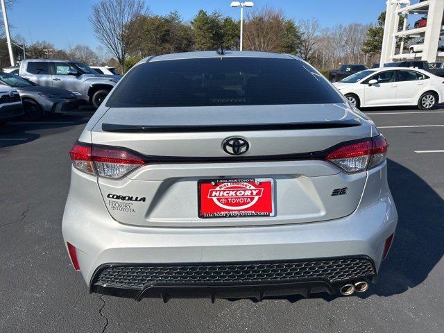 Used 2022 Toyota Corolla SE image 6