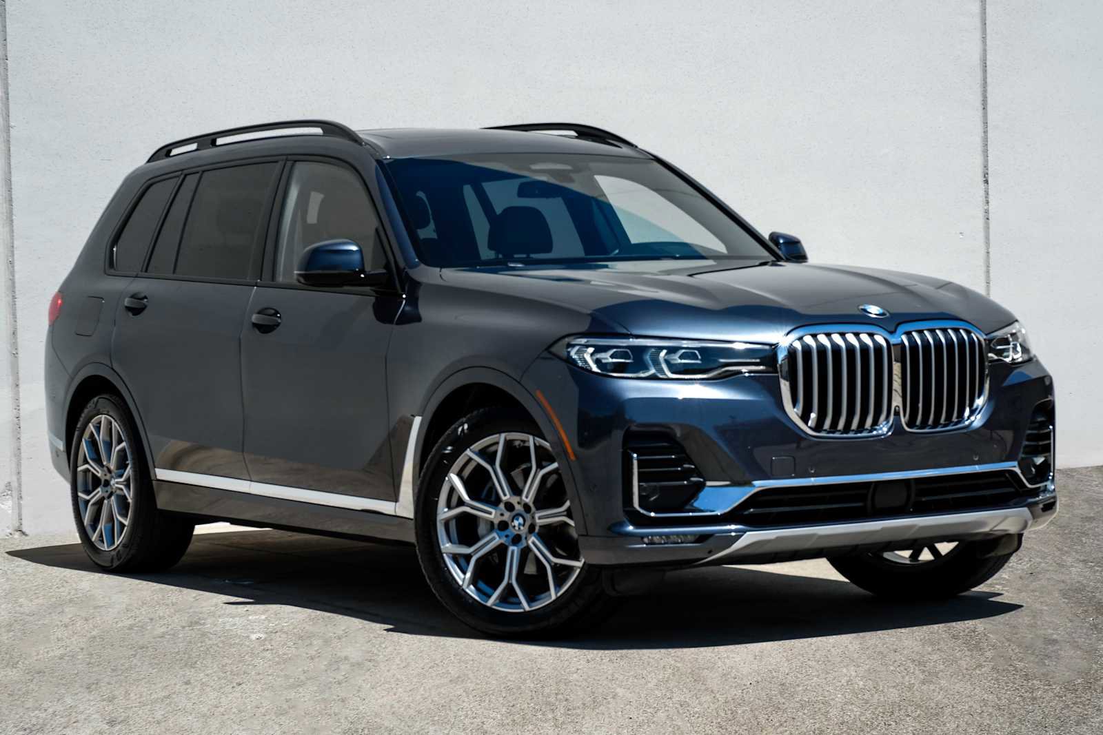 Used 2022 BMW X7 xDrive40i w/ Premium Package image 7