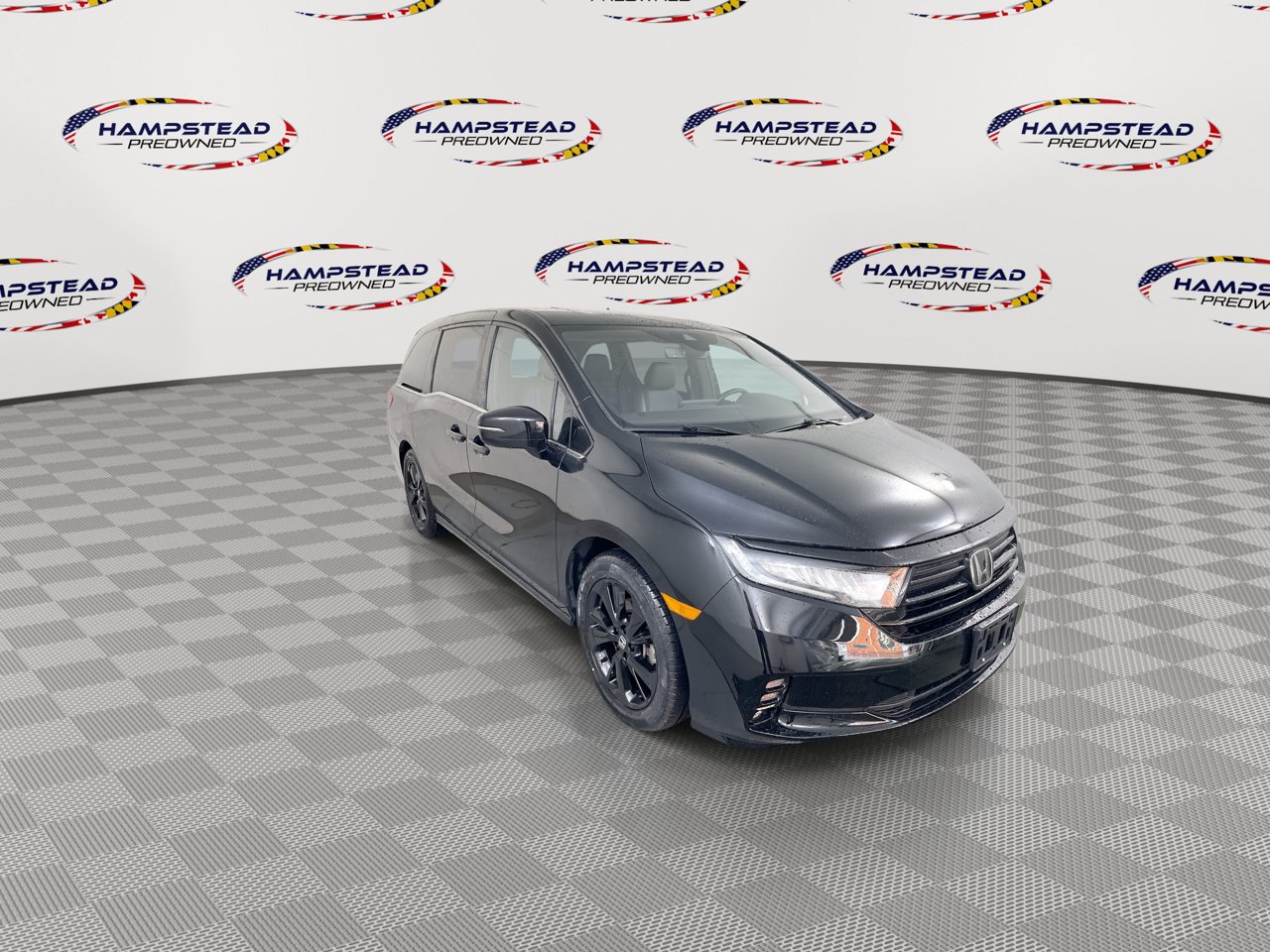 Used 2023 Honda Odyssey Sport image 2