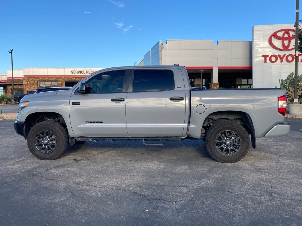 Used 2021 Toyota Tundra SR5 w/ Trail Edition image 7