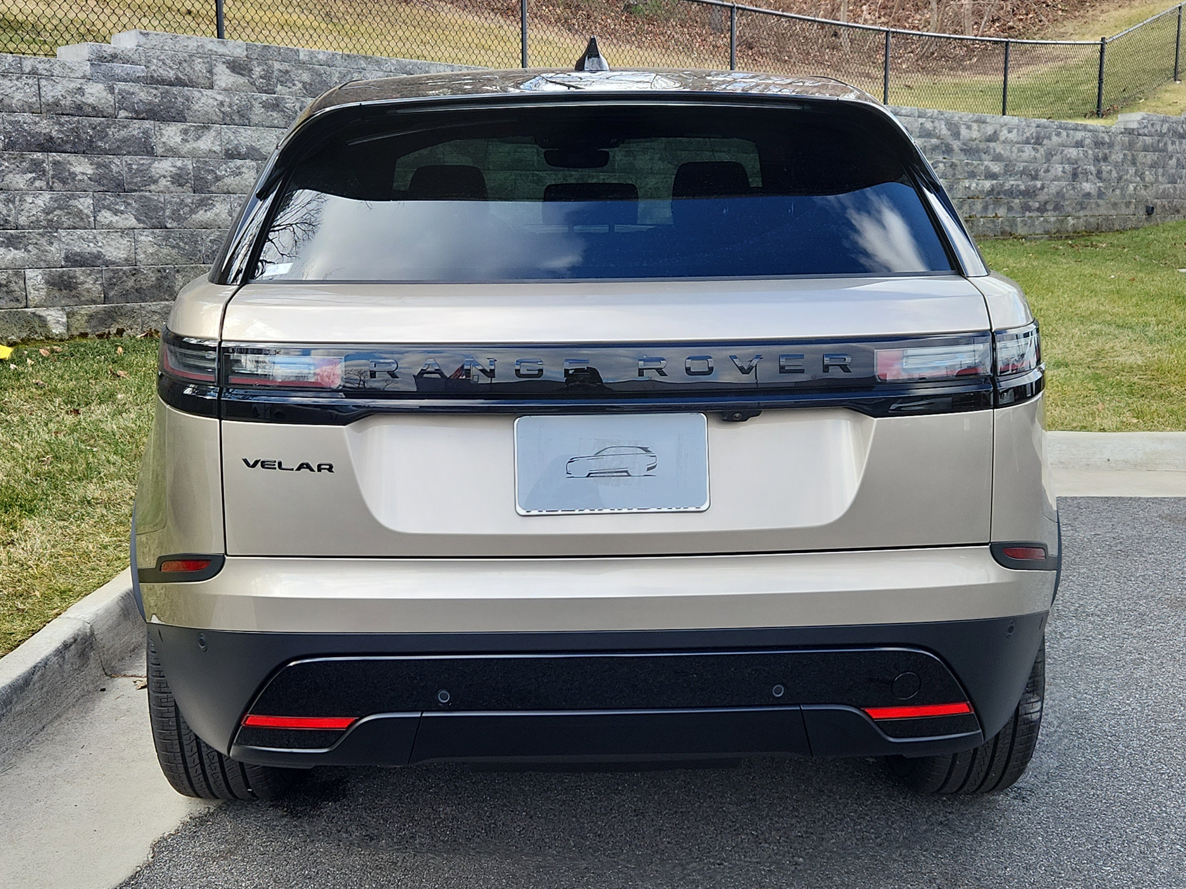 Used 2026 Land Rover Range Rover Velar S image 7