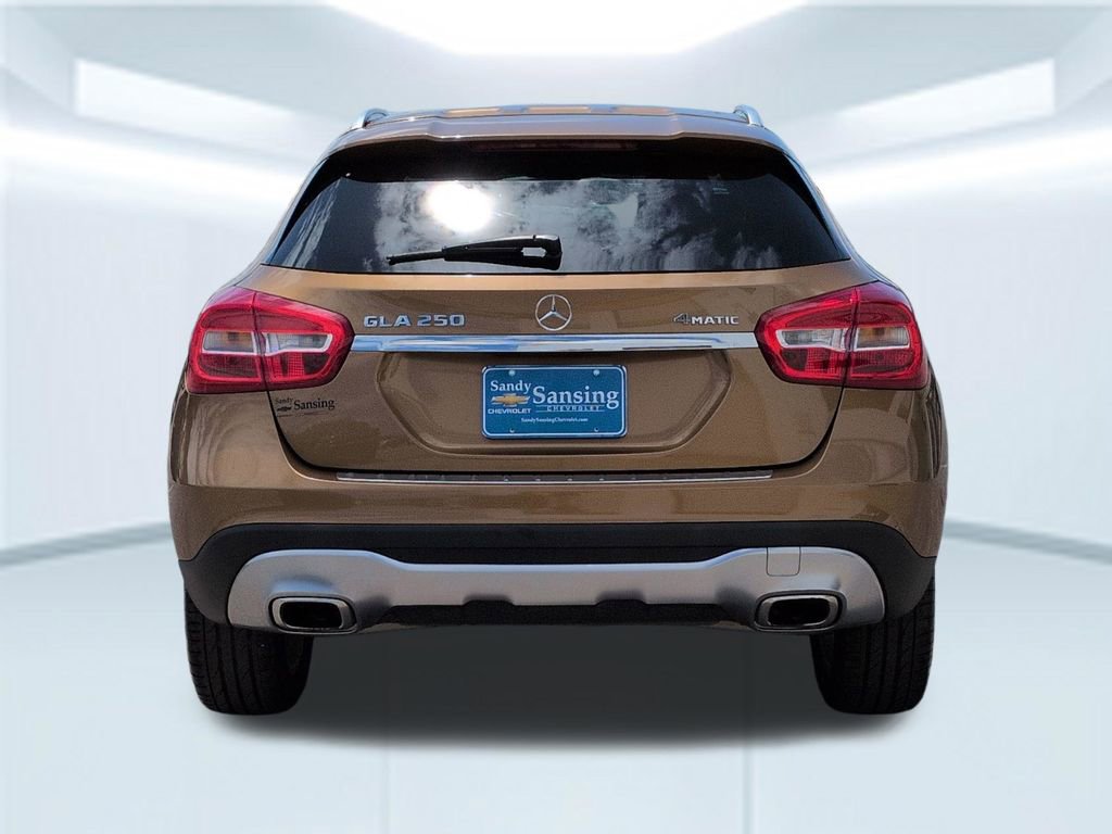 Used 2018 Mercedes-Benz GLA 250 4MATIC w/ Premium Package image 5