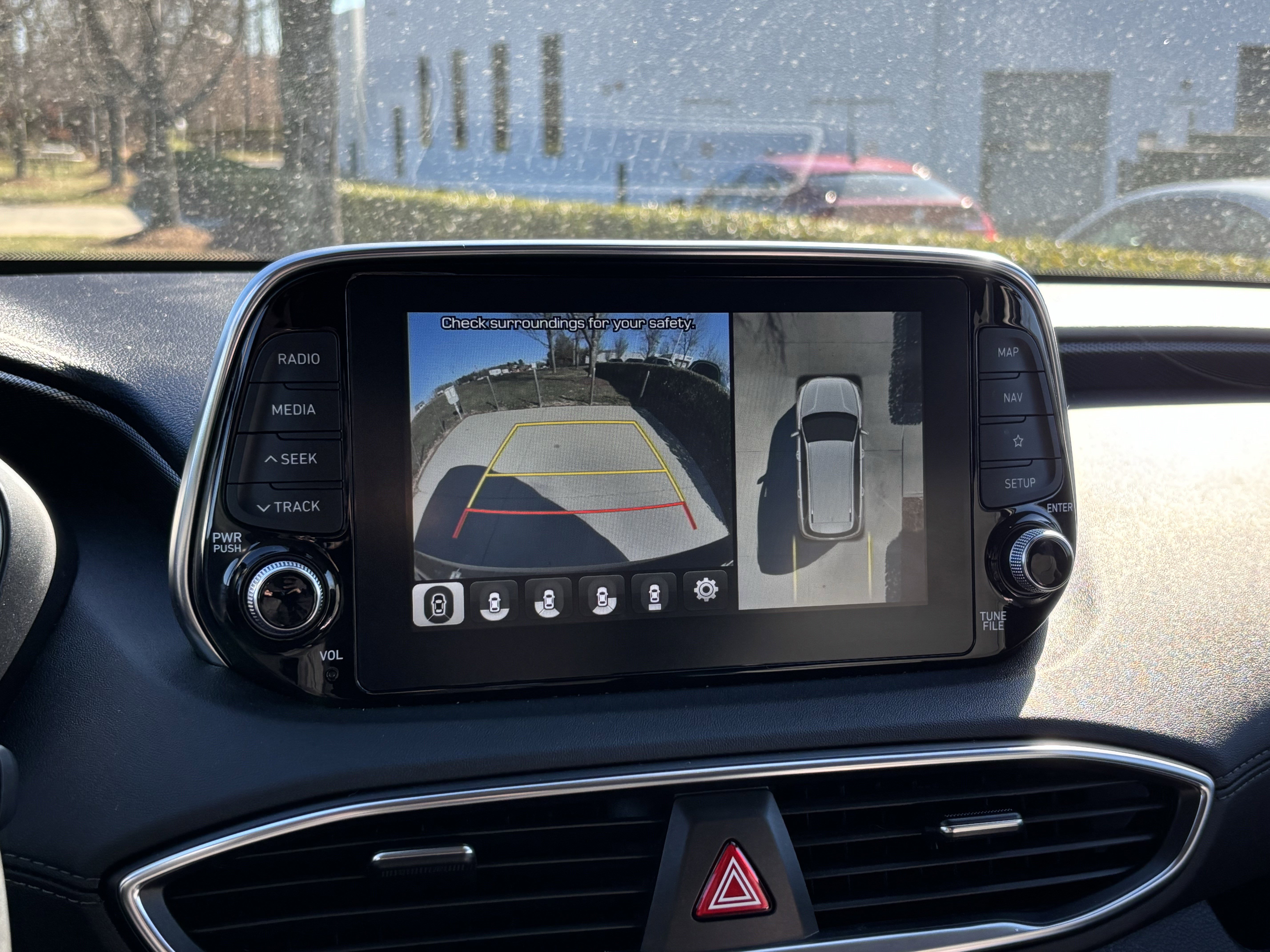 Used 2020 Hyundai Santa Fe Limited image 25