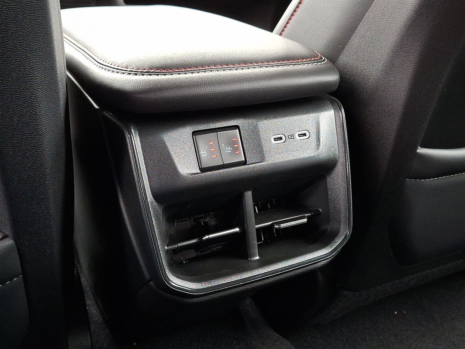 New 2026 Dodge Charger R/T w/ Performance Handling Group AWD/4WD image 7