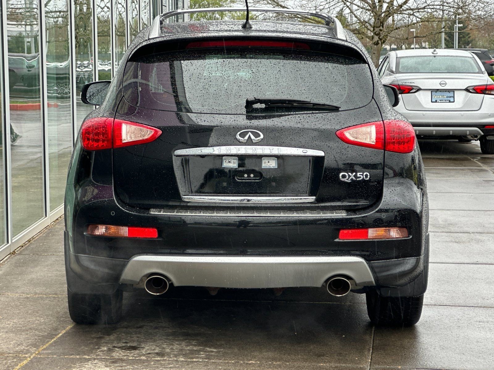 Used 2016 INFINITI QX50 AWD w/ Deluxe Touring Package image 4