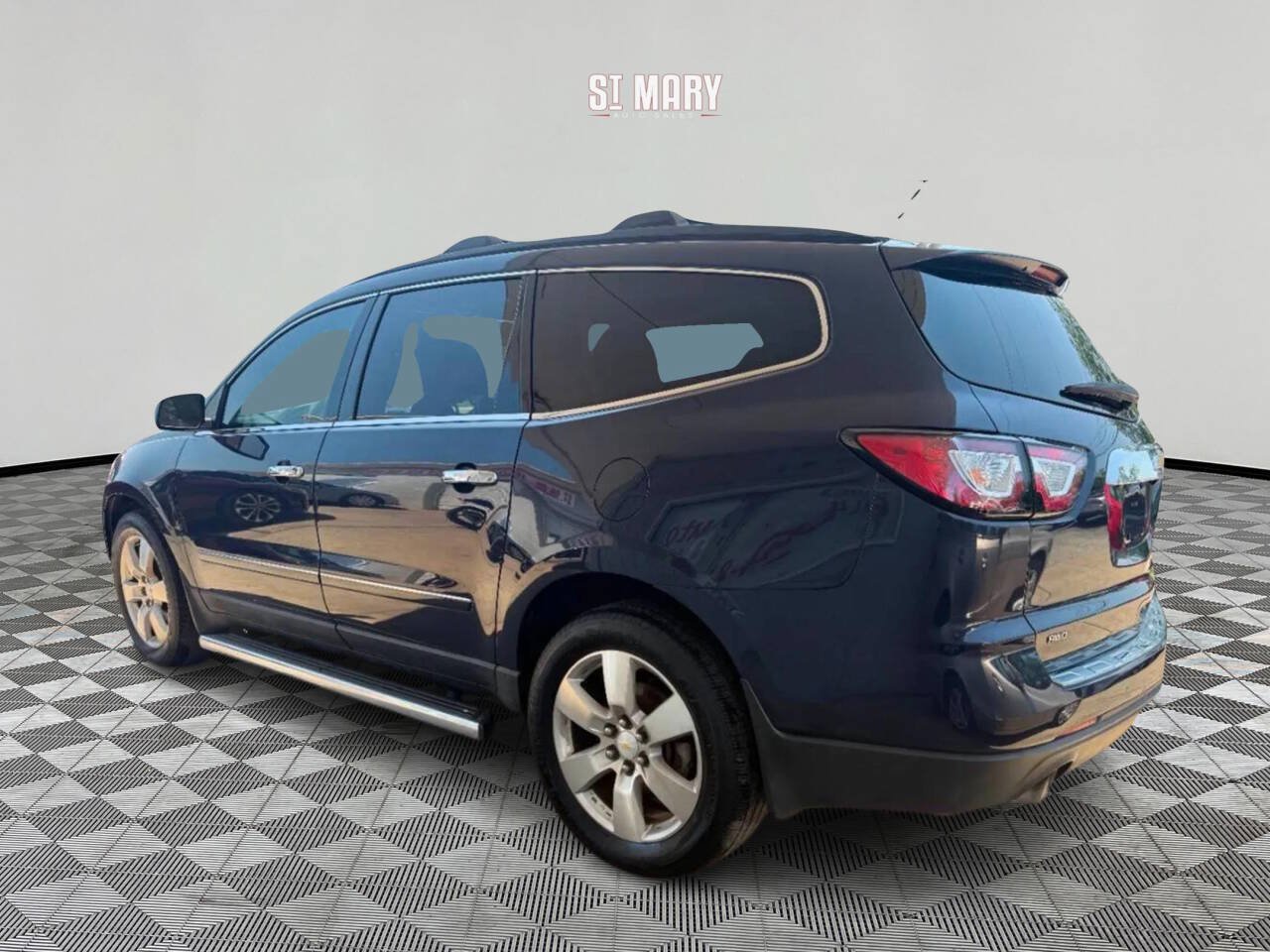 Used 2015 Chevrolet Traverse LTZ w/ LPO, 'HIT The Road' Package AWD/4WD image 5